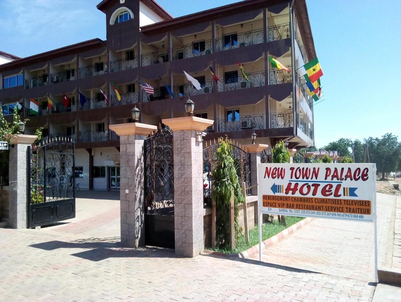 New Town Palace Hotel Garoua Екстериор снимка